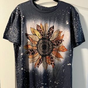 Sunflower splatter shirt - black/grey